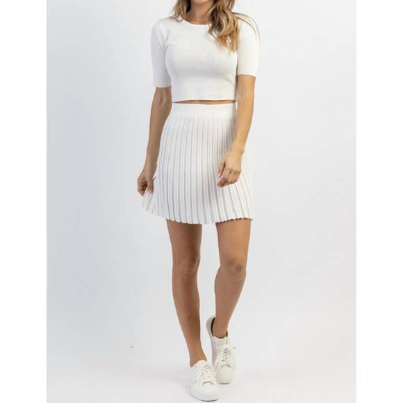 NEW RIVIR twice as nice pleated skirt set in white - Picture 2 of 6